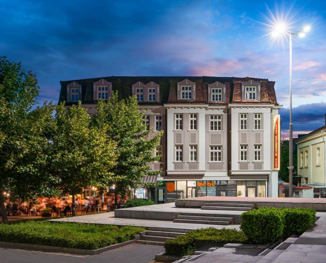 Hotel Splendid Pleven Exterior photo